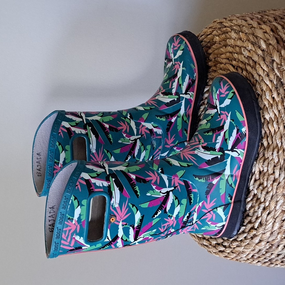 BOGS Youth Girls Rainbow Palm Print Waterproof Pull On Tall Rain Wellie Boots S6